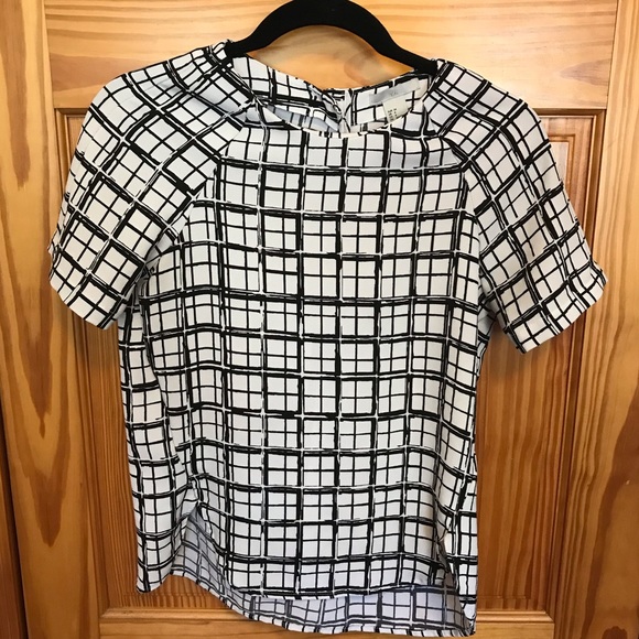 Black & White Blouse - Picture 1 of 3